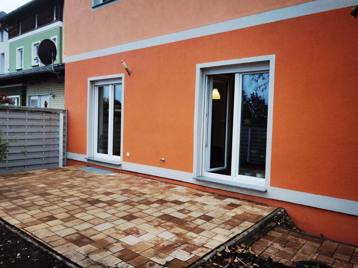 Modernes Behagliches Haus Mit Kamin, Terrasse Und Garten Magdeburg Exteriör bild
